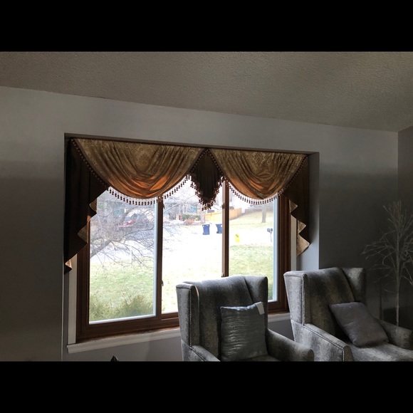 Curtain veil